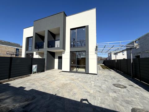 будинок за адресою Садова