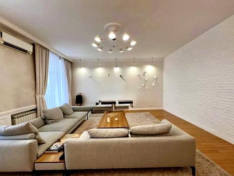 квартира за адресою Заньковецької вул., 8