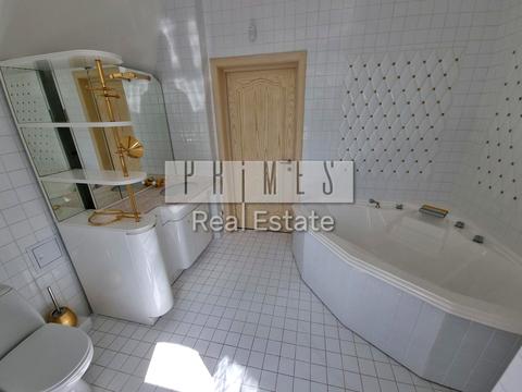 будинок за адресою Павла Загребельного вул. (Миколи Раєвського)