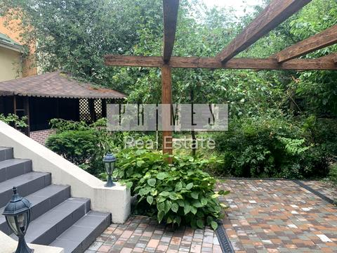 будинок за адресою Павла Загребельного вул. (Миколи Раєвського)