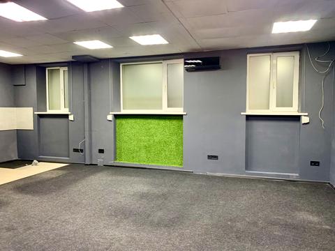 комерційна за адресою Петра Калнишевського просп. (Косіора), 36