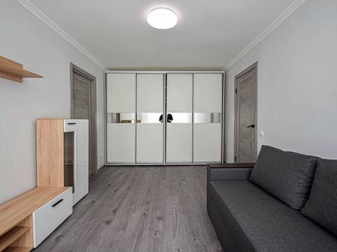 квартира по адресу Винниченко ул. (Карпенка), 1