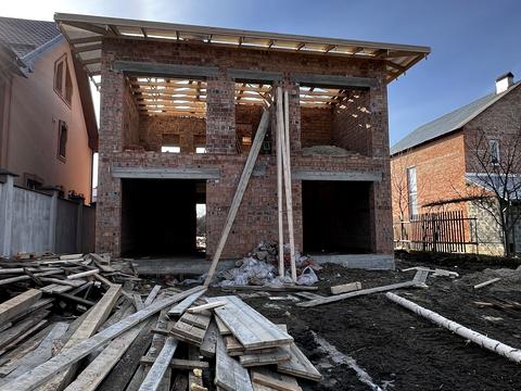 дом по адресу с. Криховцы, Весела