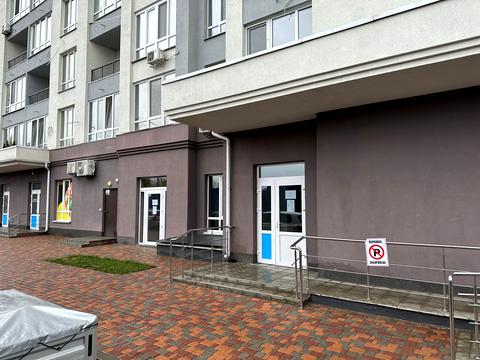 комерційна за адресою Каховська вул., 62-А