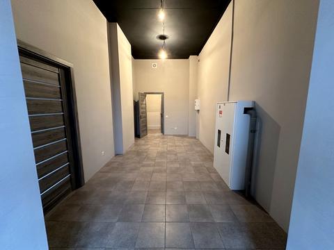 комерційна за адресою Каховська вул., 62-А