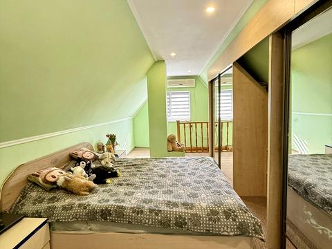 будинок за адресою жайворонок