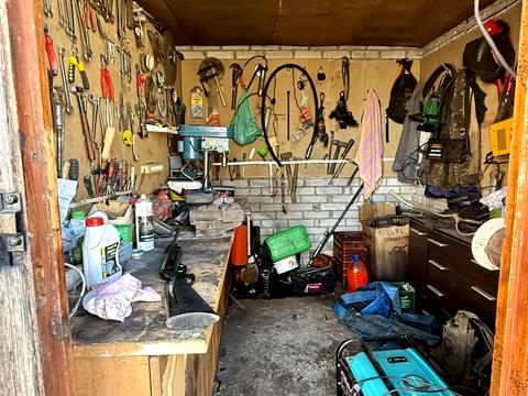 будинок за адресою жайворонок