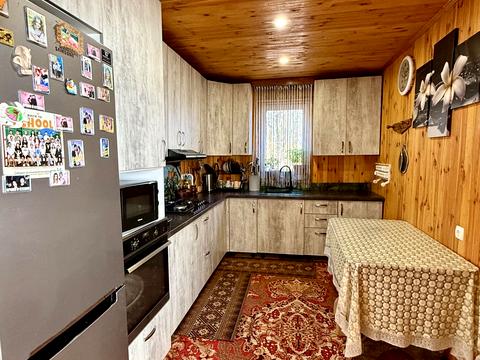 будинок за адресою жайворонок