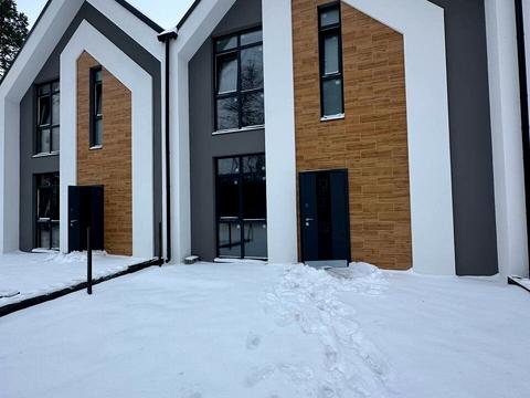 будинок за адресою 12 лінія