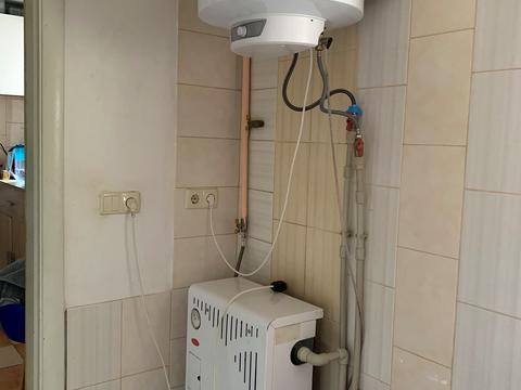 будинок за адресою Центральна, 1