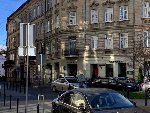 комерційна за адресою Тадеуша Костюшка вул., 1