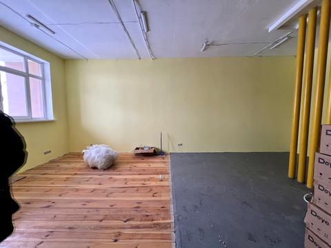 комерційна за адресою Науки просп., 69