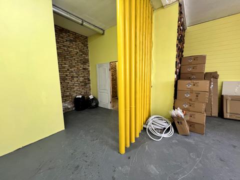 комерційна за адресою Науки просп., 69