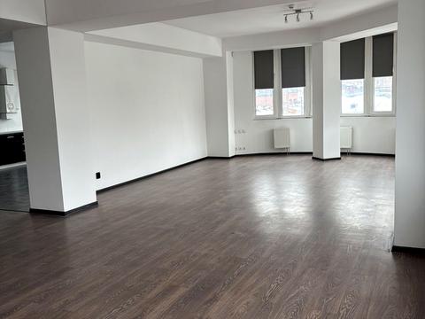 коммерческая по адресу Валовая ул., 14