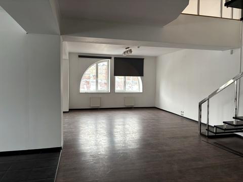 коммерческая по адресу Валовая ул., 14