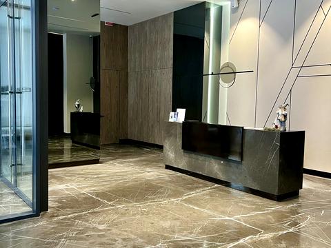 комерційна за адресою Князя Романа Мстиславича вул. (Генерала Жмаченка), 22