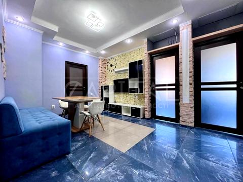 квартира за адресою В'ячеслава Чорновола вул., 27