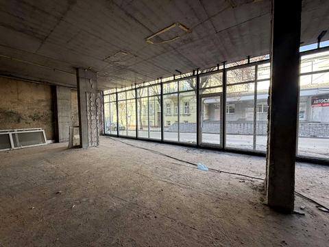 комерційна за адресою Стороженка, 33