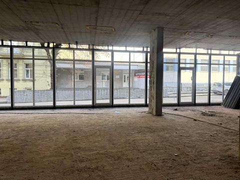 комерційна за адресою Стороженка, 33