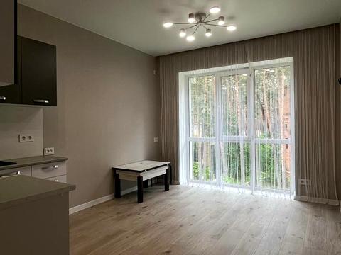 квартира за адресою Льотна вул., 8