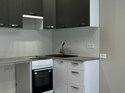 квартира за адресою Льотна вул., 8