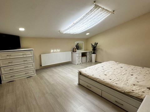 квартира за адресою Івана Пулюя вул., 15а