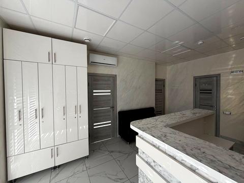 комерційна за адресою Свободи вул., 20/3