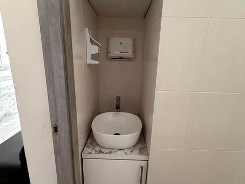 комерційна за адресою Свободи вул., 20/3