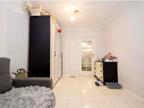 квартира за адресою Обїзна, 12