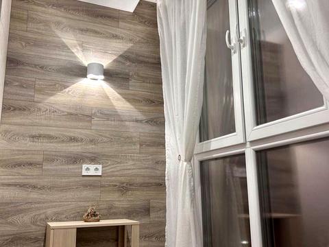 квартира за адресою Космонавтів вул., 4