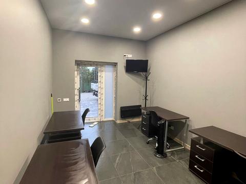 комерційна за адресою Ірпінь, Гнатюка вул., 4