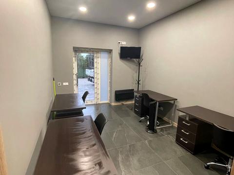 комерційна за адресою Ірпінь, Гнатюка вул., 4