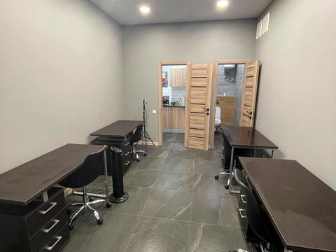 комерційна за адресою Ірпінь, Гнатюка вул., 4