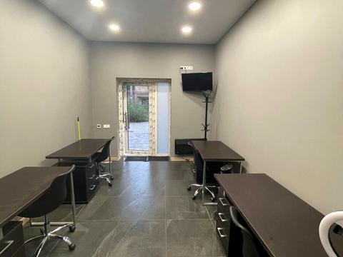 комерційна за адресою Ірпінь, Гнатюка вул., 4