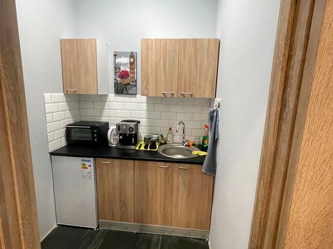 комерційна за адресою Ірпінь, Гнатюка вул., 4