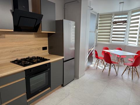 квартира за адресою Щаслива вул., 65