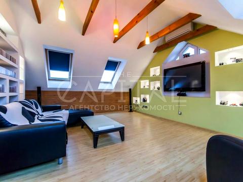 будинок за адресою Локомотивна вул.