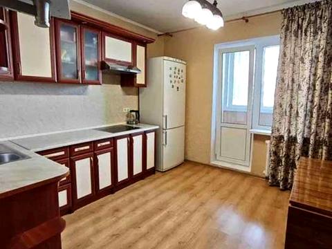 квартира по адресу Драгоманова ул., 1-Г