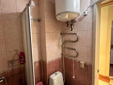 квартира за адресою Київ, Братиславська вул., 32