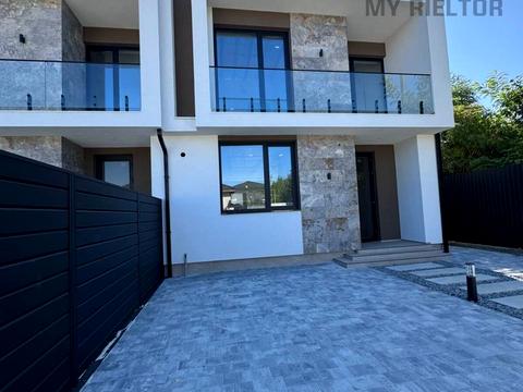 дом по адресу с. Минай, Августина Волошина ул.