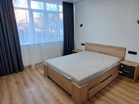 квартира за адресою Осіння вул., 59