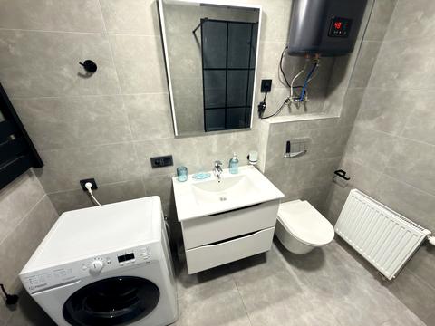 квартира за адресою Менделєєва вул., 19