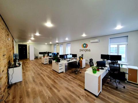 комерційна за адресою Межигірська вул., 3-Б