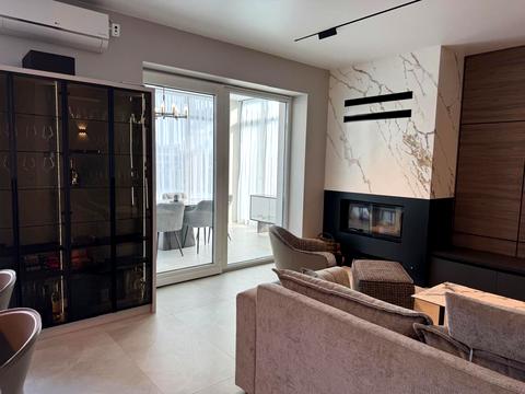 будинок за адресою Михайла Грушевського вул., 27