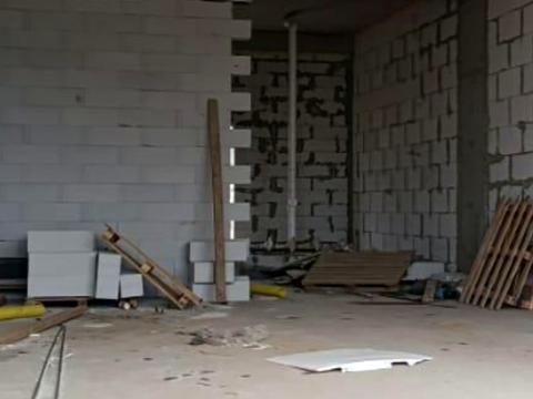 коммерческая по адресу Поліська ул., 4