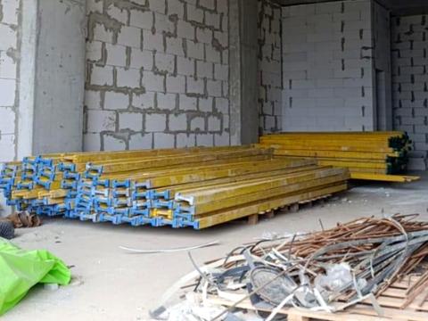 коммерческая по адресу Поліська ул., 4