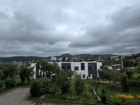 будинок за адресою Дмитра Яворницького вул., 8