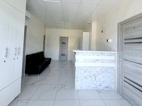 комерційна за адресою Свободи вул., 20/3