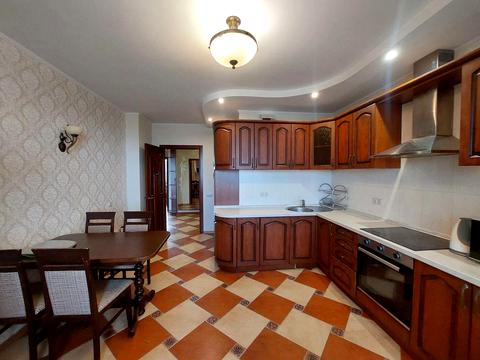 квартира за адресою Голосіївський просп. (40-річчя Жовтня), 30-А