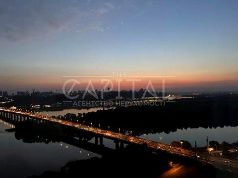 квартира за адресою Дніпровська набережна вул., 1-А